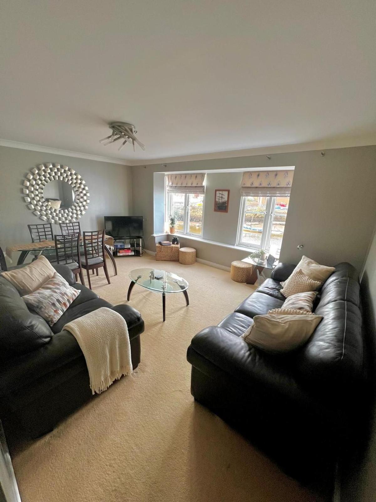 Holiday home Majestic, Modern & Spacious Harbour-view With Parking Whitby