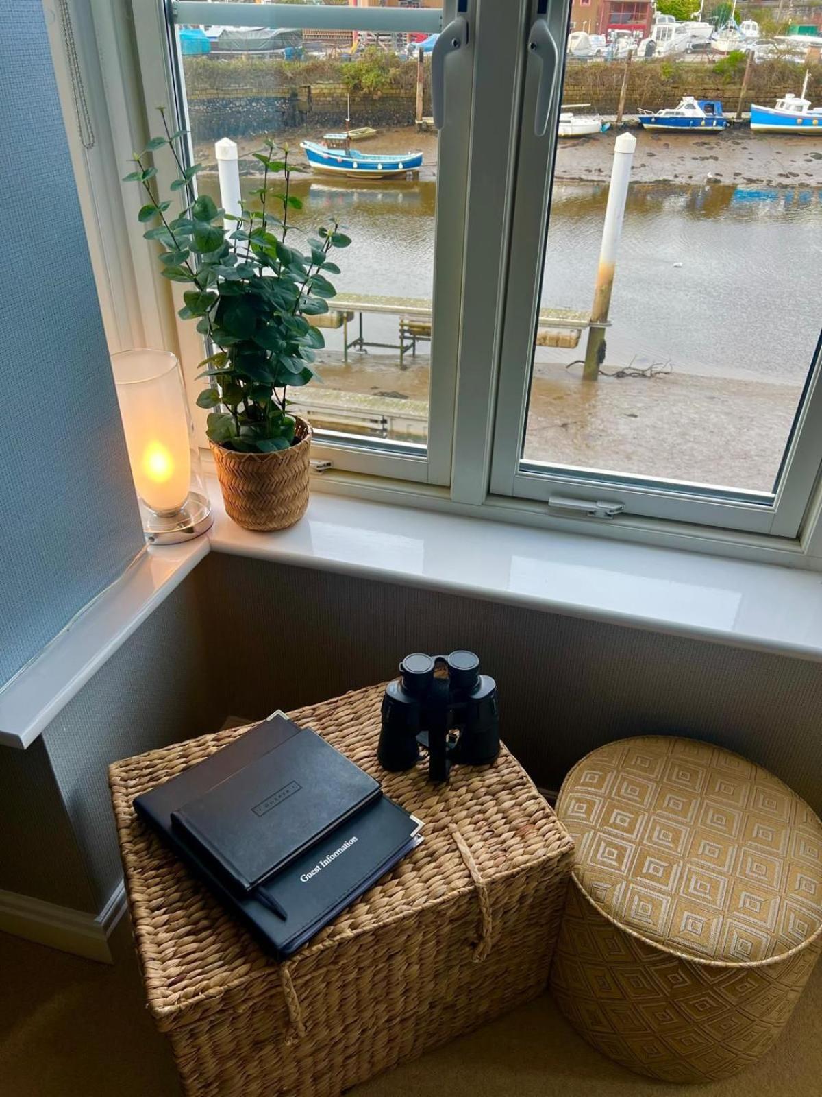 Majestic, Modern & Spacious Harbour-view With Parking Holiday home *